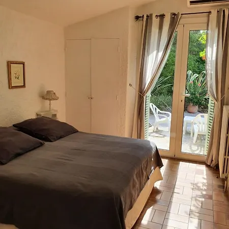 Port Sud Bed & Breakfast
