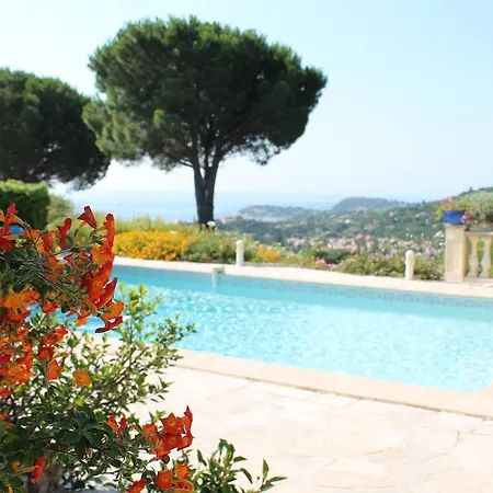 Port Sud 3*