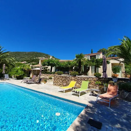 Port Sud 3*